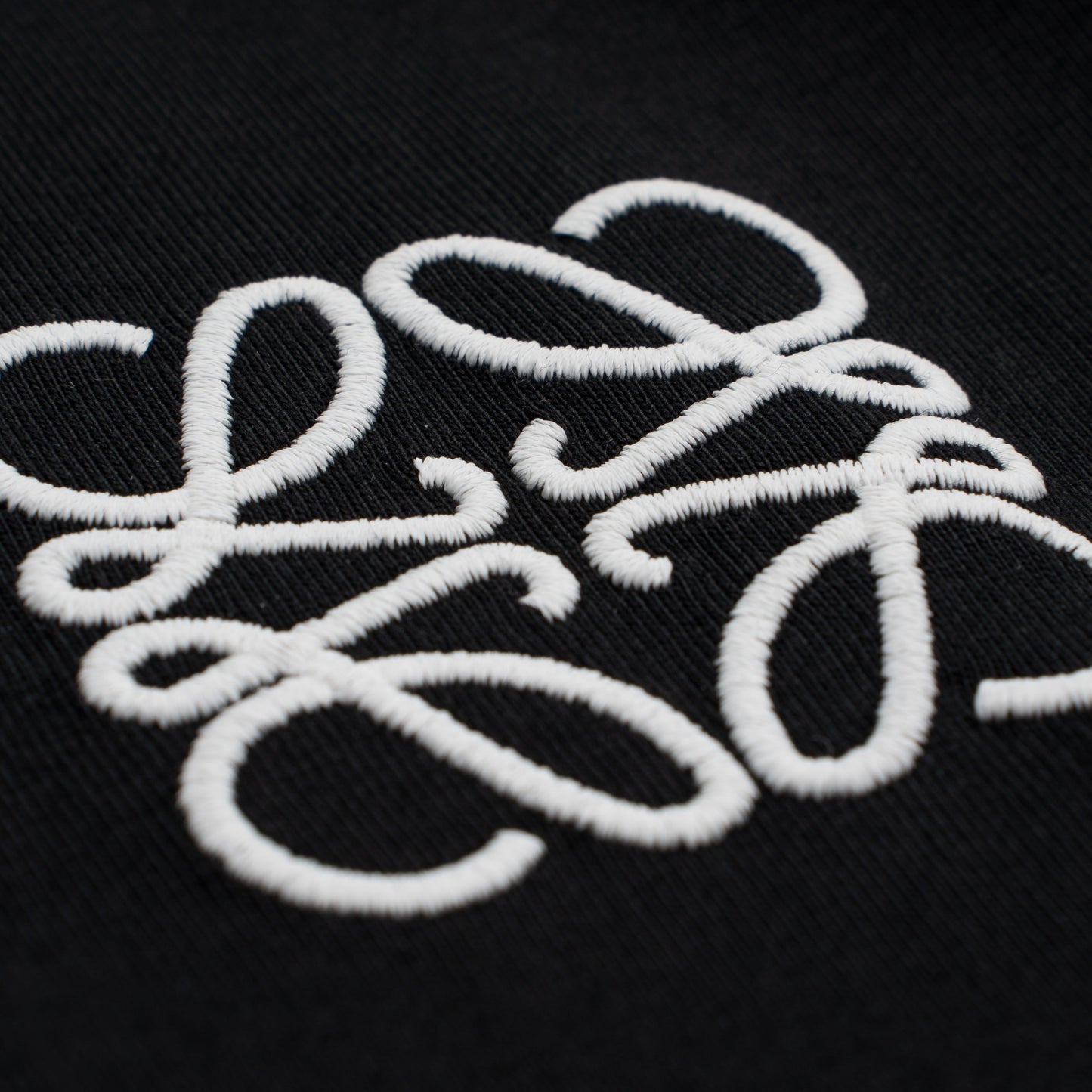 Printed T-Shirt: High-End Fashion Statement-1116