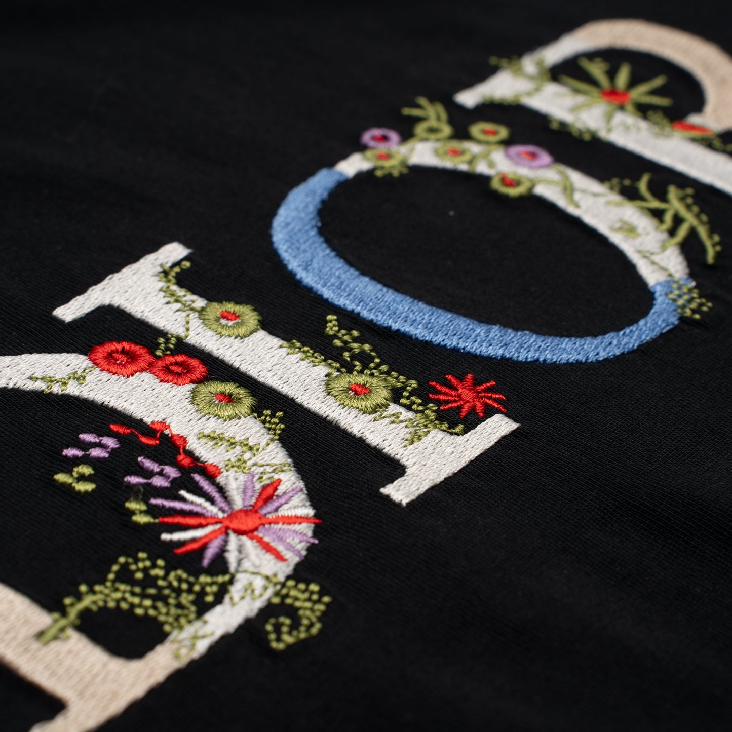 Printed T-Shirt: High-End Fashion Statement-1122