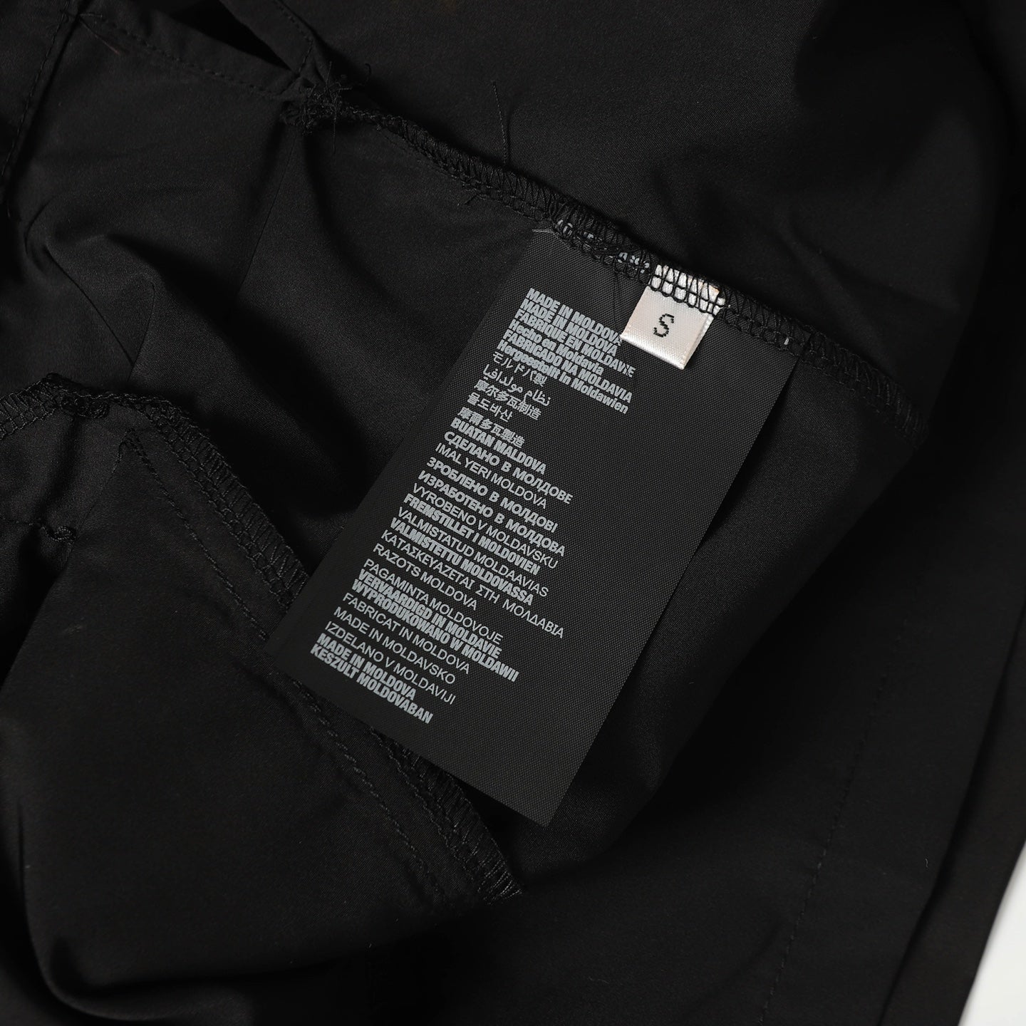 Nylon pocket T-shirt