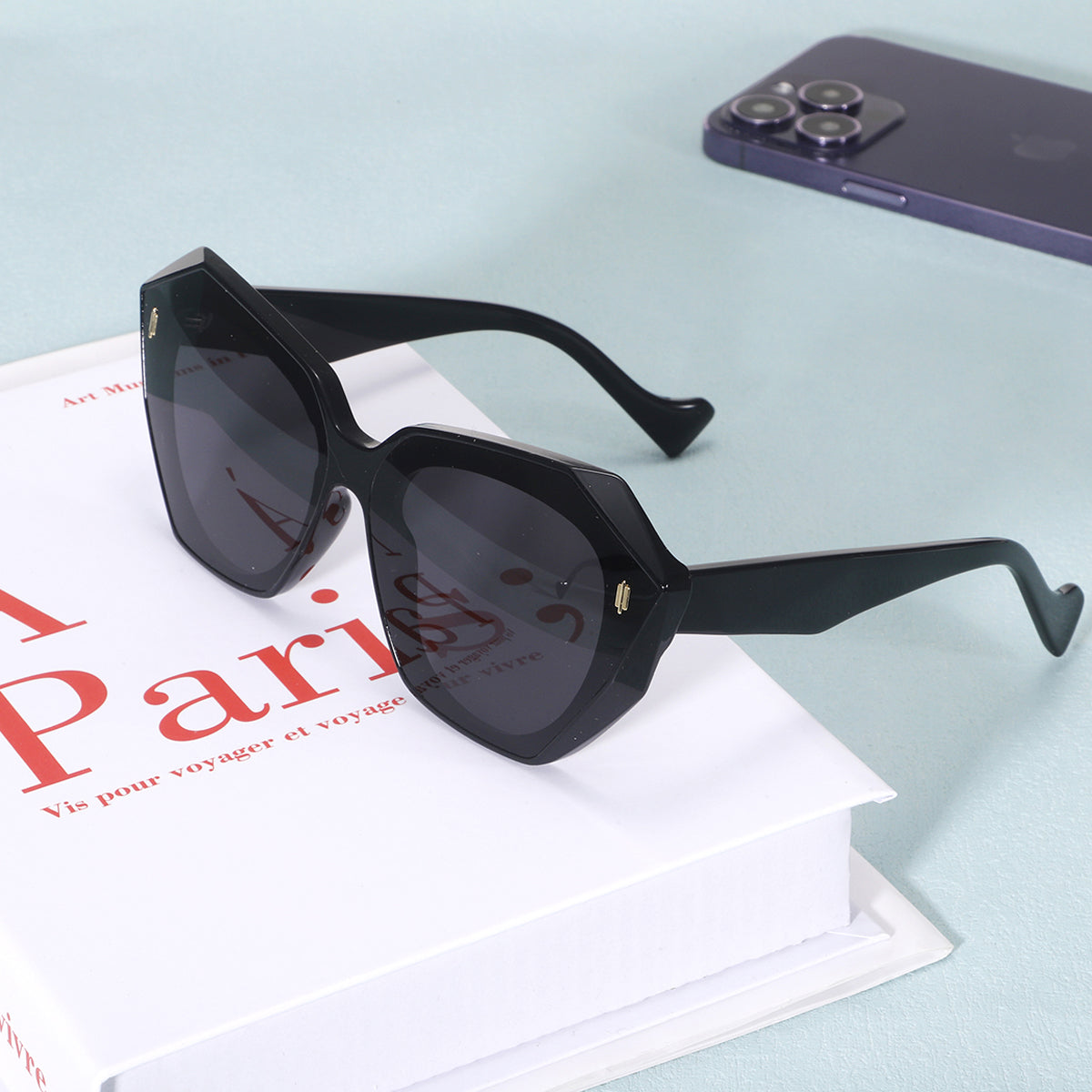 Retro Tinted Polygonal Cat Eye Sunglasses