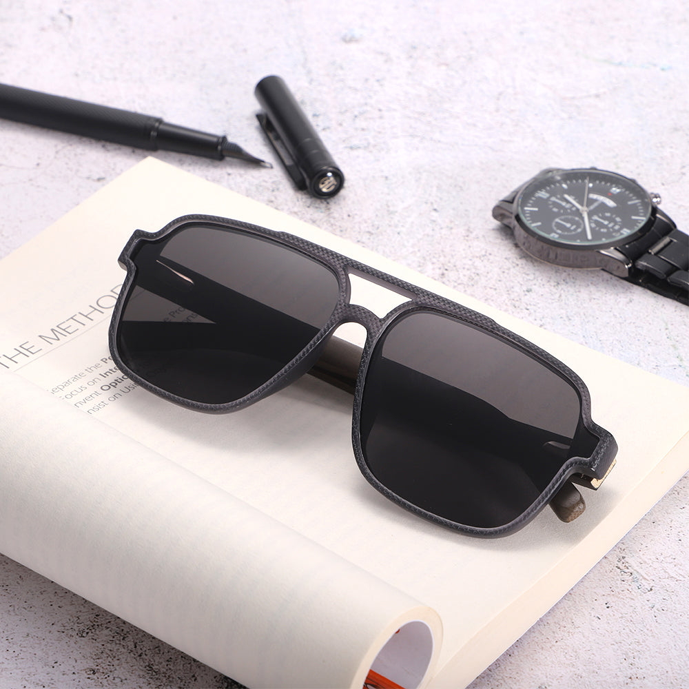 Dollger Black Oversized Aviator Sunglasses