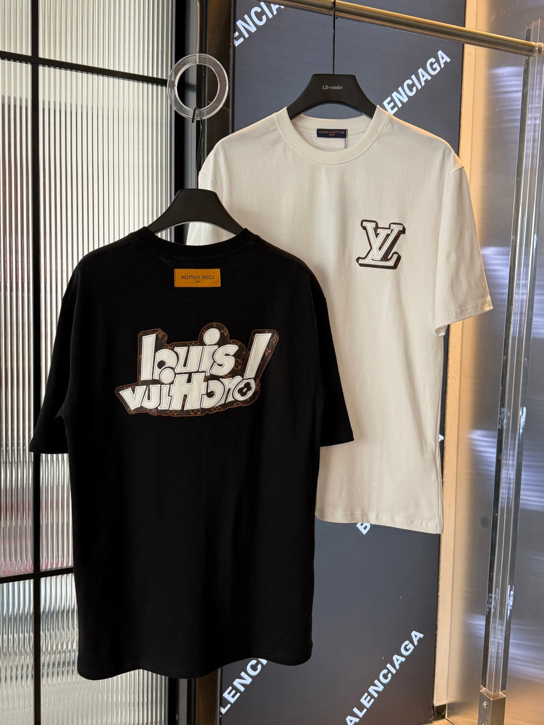 EMBROIDERED LEATHER COTTON T-SHIRT