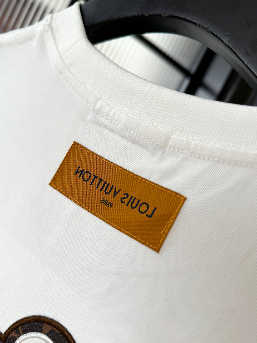 EMBROIDERED LEATHER COTTON T-SHIRT