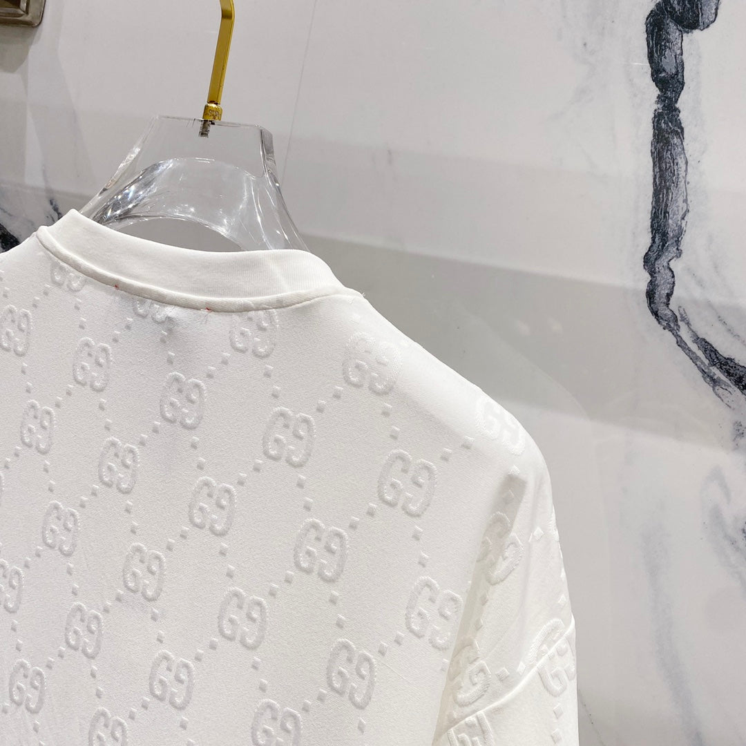 3D embossed cotton T-shirt