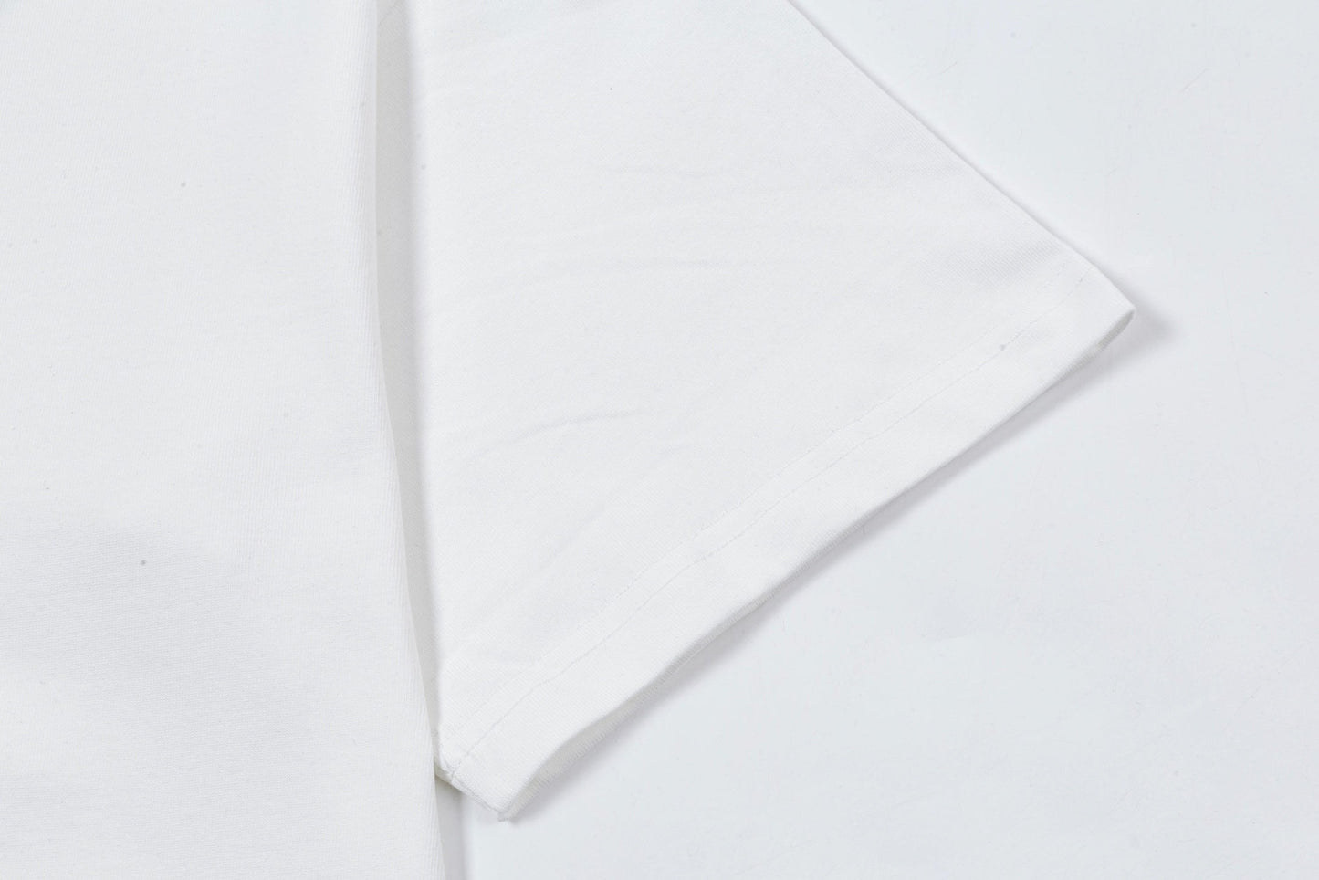 Wheat ear crown embroidered T-shirt