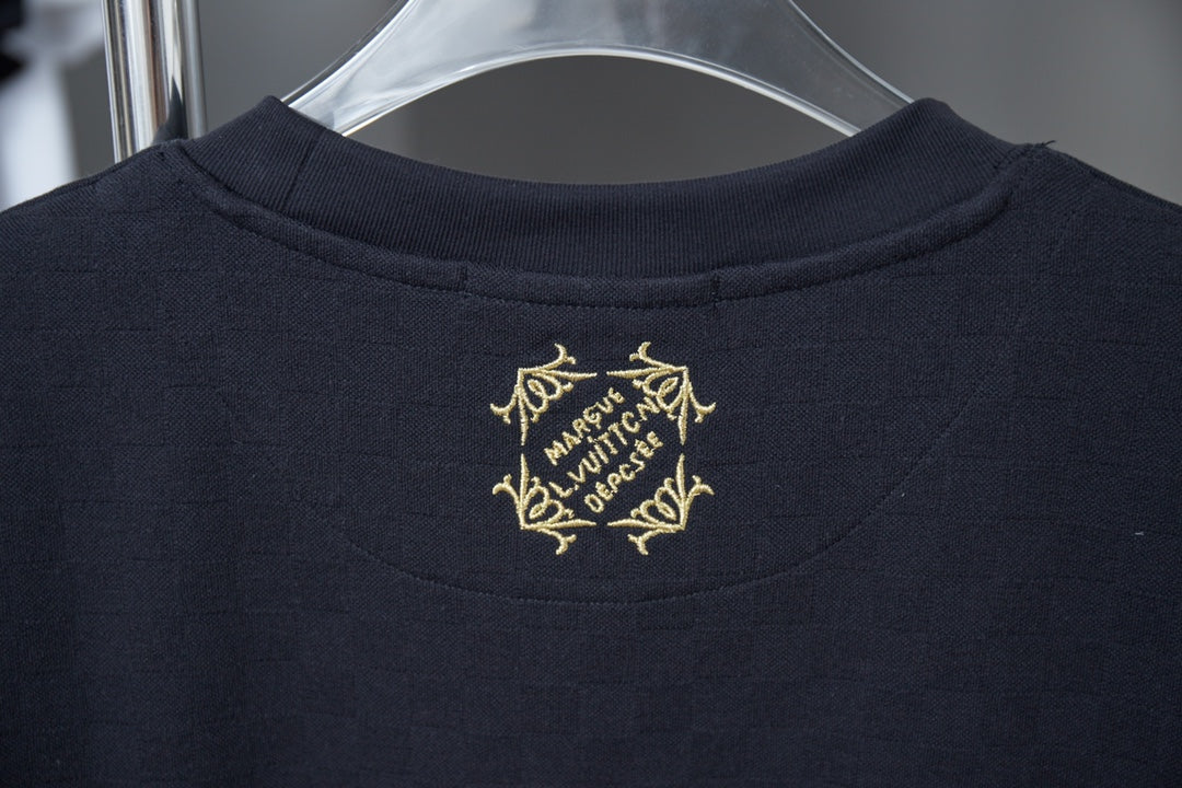 Fashionable Embroidered Gold Label Cotton T-shirt