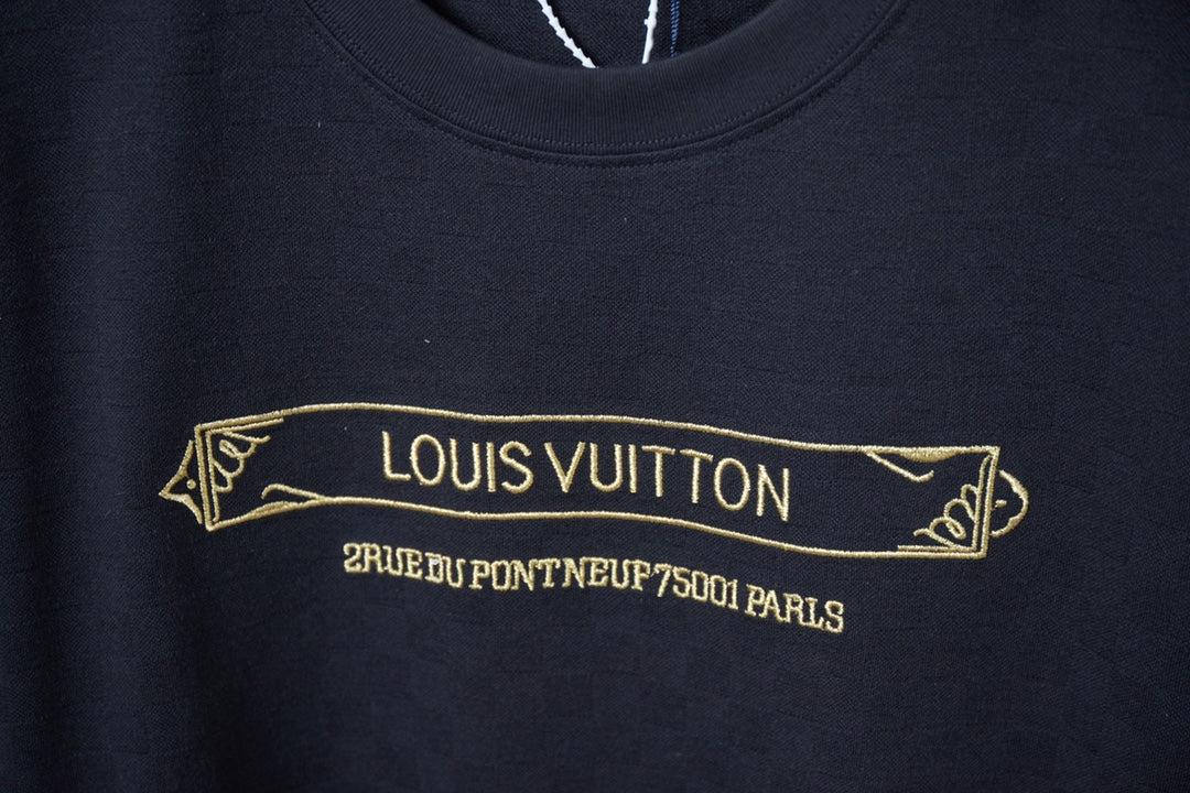 Fashionable Embroidered Gold Label Cotton T-shirt