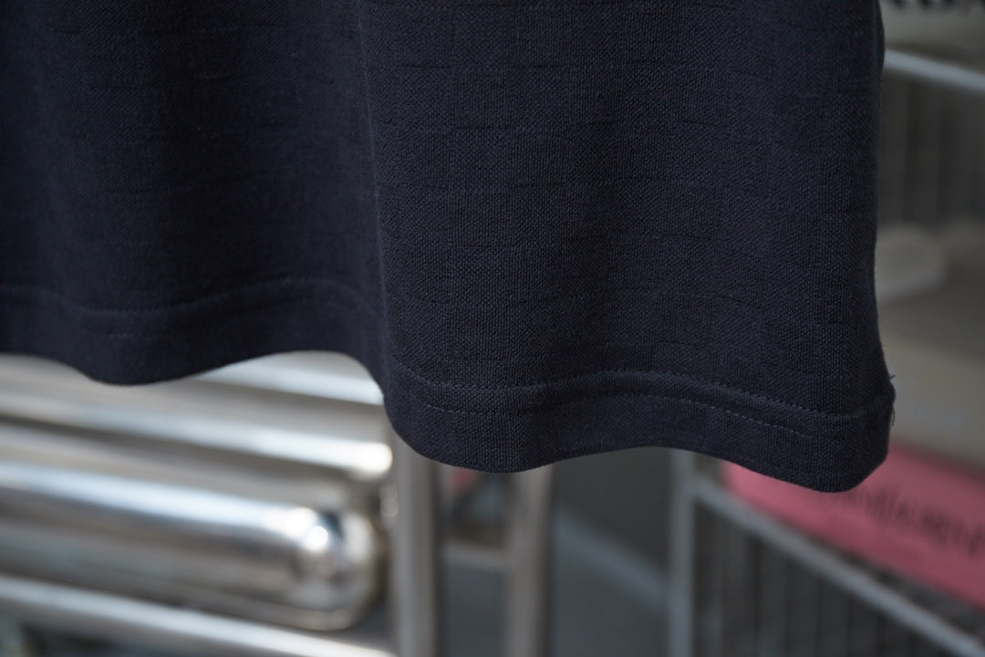 Fashionable Embroidered Gold Label Cotton T-shirt