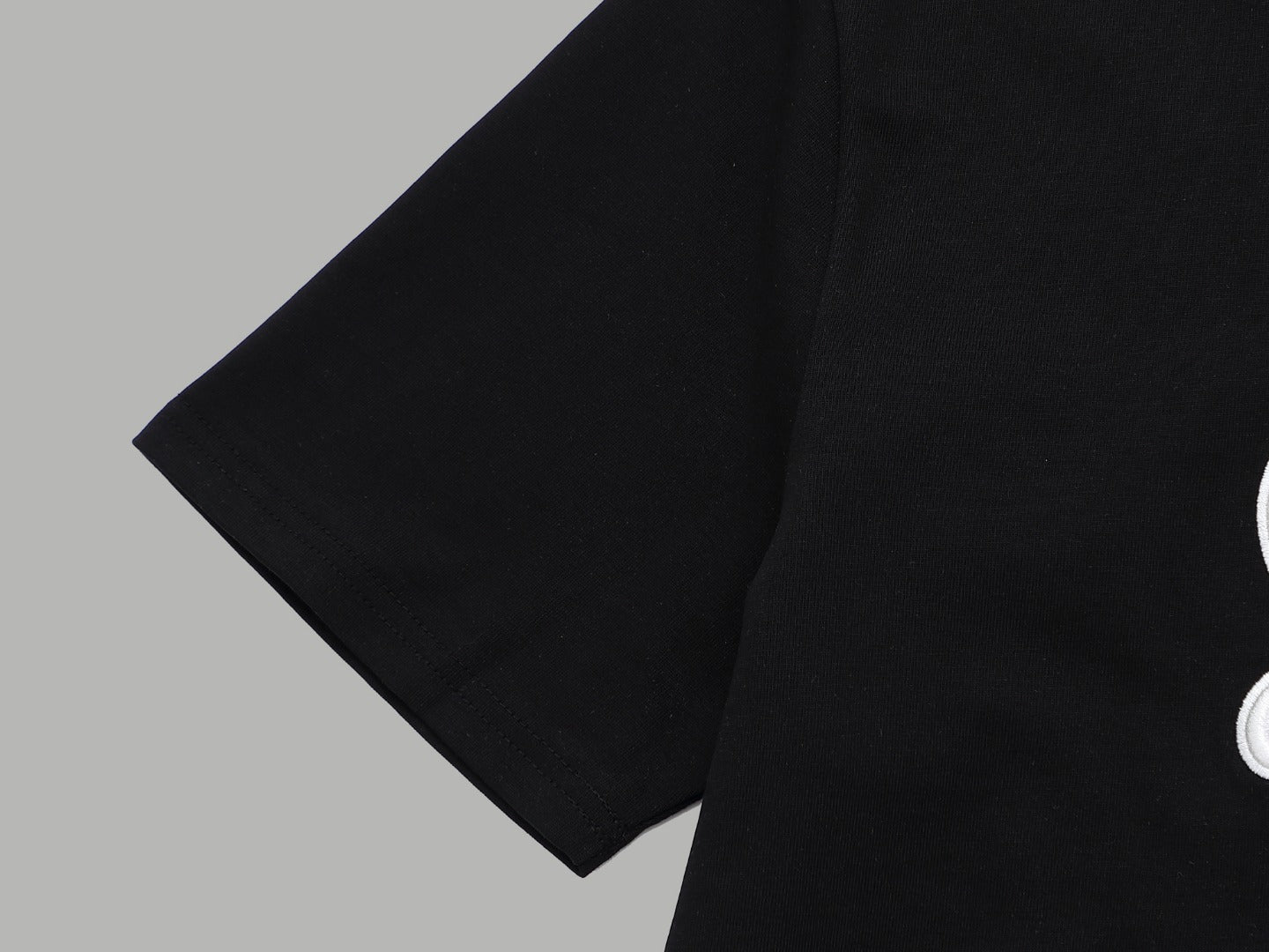 Embroidered color block T-shirt