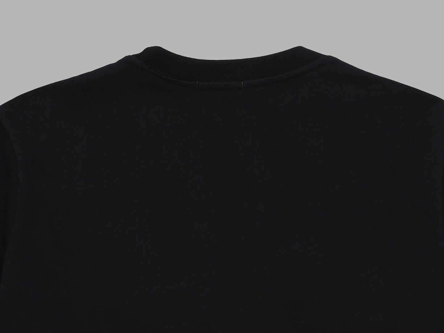 Embroidered color block T-shirt