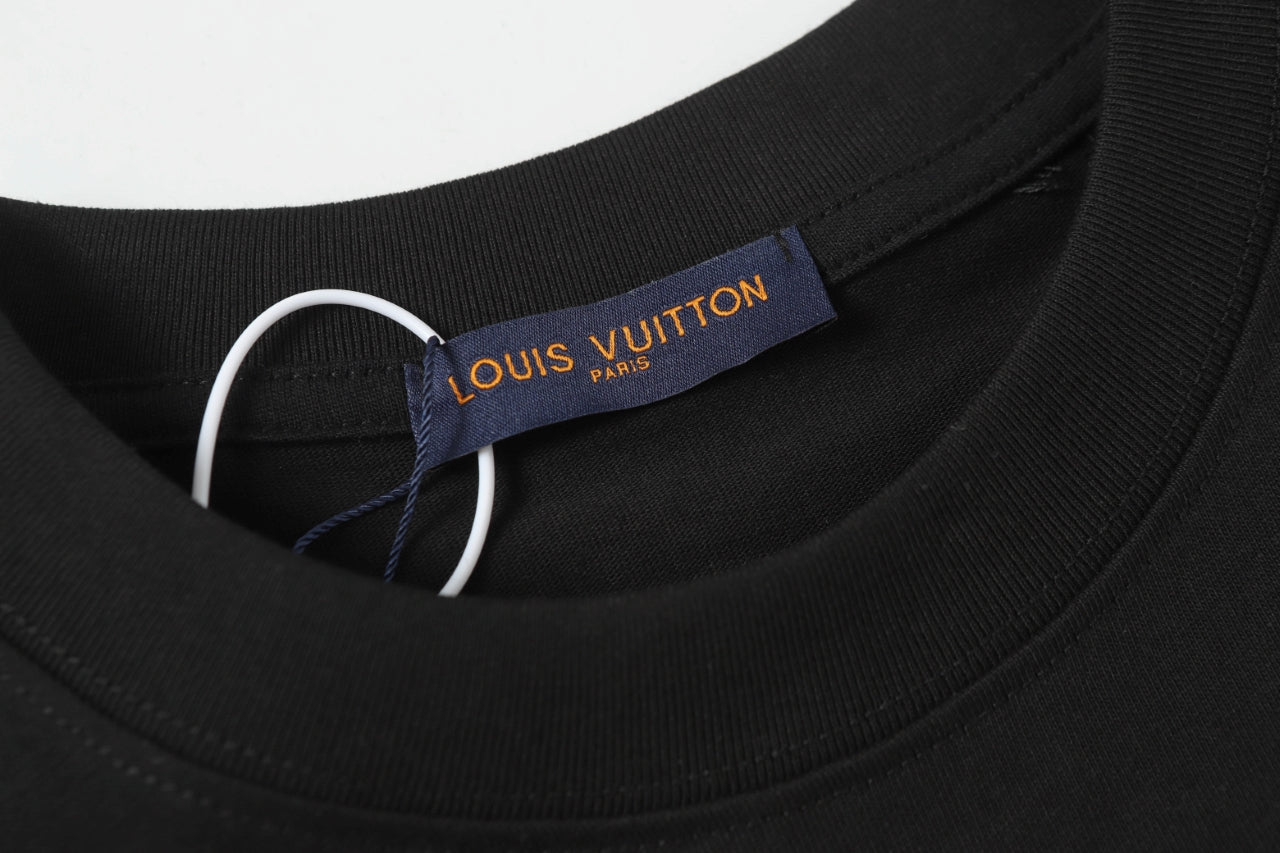 Fashion embroidered T-shirt